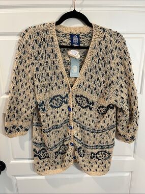 Amano vintage handknit sweater NWT M/L
